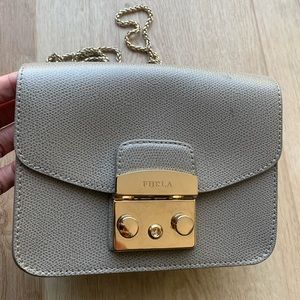 Furla Metropolis crossbody mini